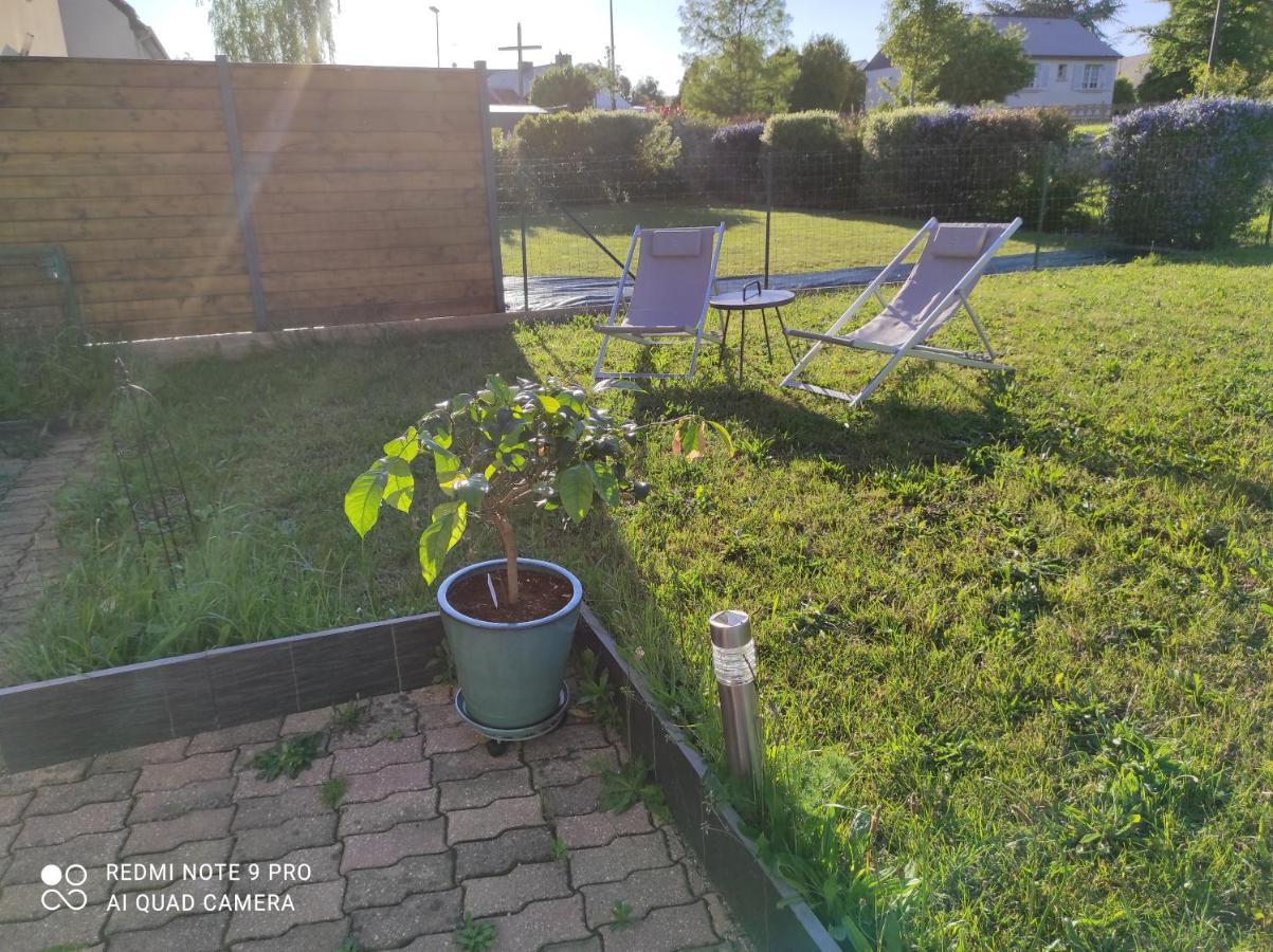 Ferienwohnung Chez Driss Crévin Exterior foto