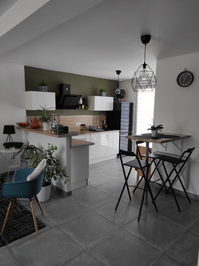 Ferienwohnung Chez Driss Crévin Exterior foto