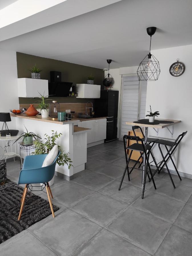 Ferienwohnung Chez Driss Crévin Exterior foto