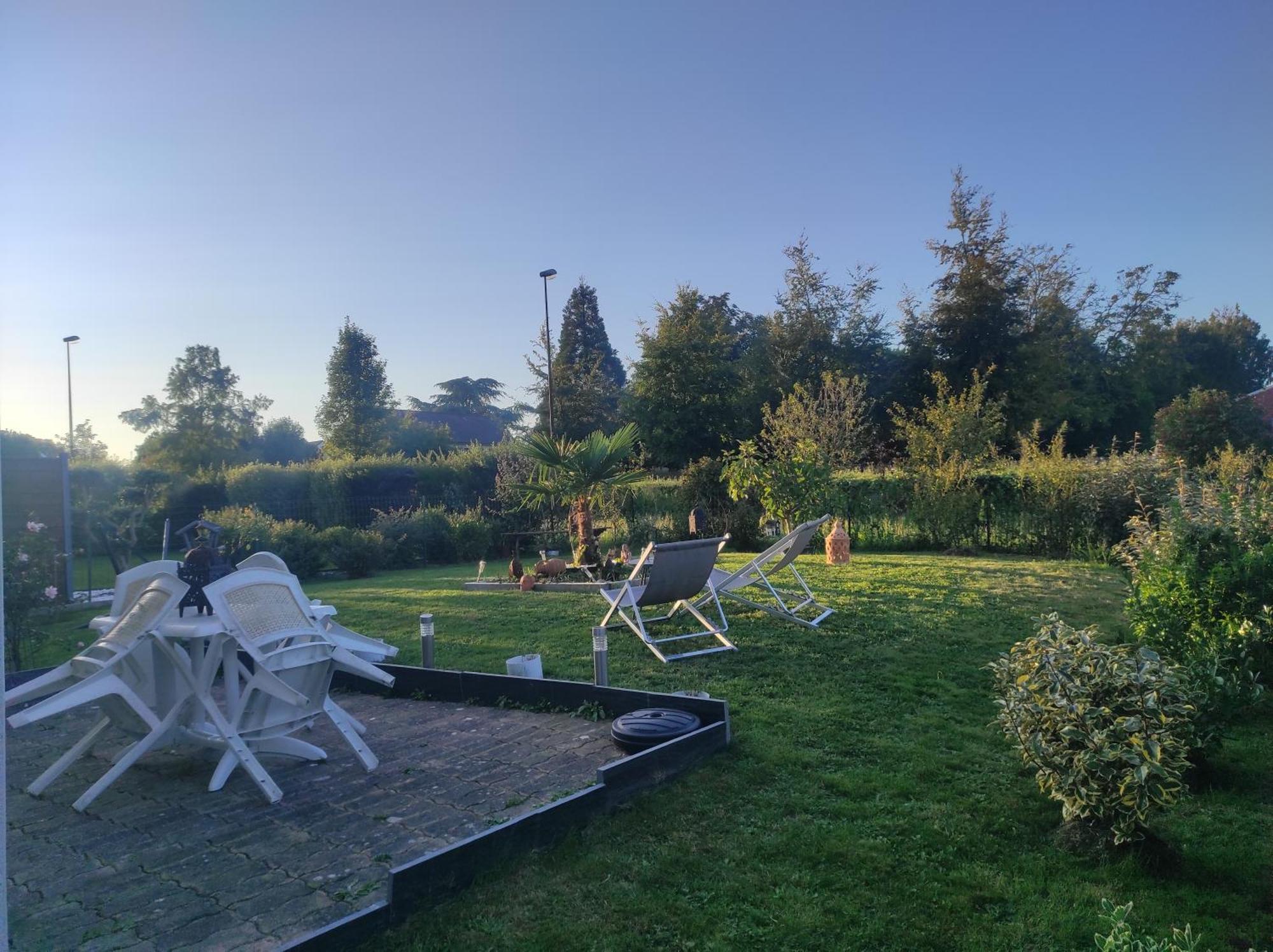 Ferienwohnung Chez Driss Crévin Exterior foto